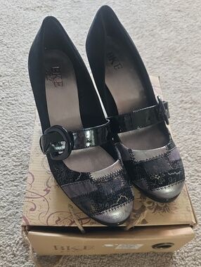 BKE Black Mary Jane Heels with Patchwork Metallic Accents